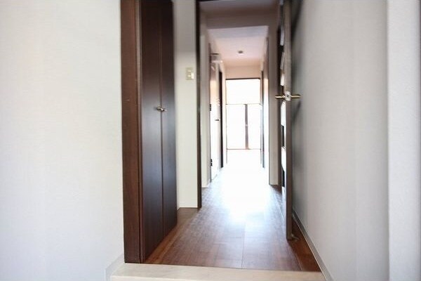 ビラ三秀山中の物件内観写真