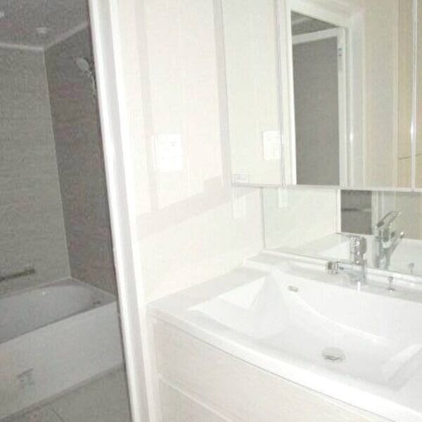 クリオラベルヴィ名古屋花の木の物件内観写真