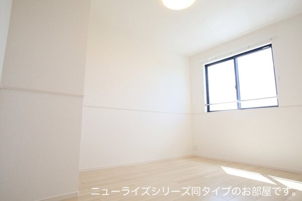 ヒカルサ名古屋港区大西Ⅱの物件内観写真