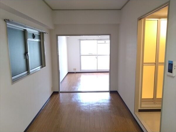 シティライフ栄の物件内観写真