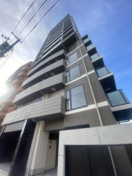 リシュドール川名駅の物件外観写真