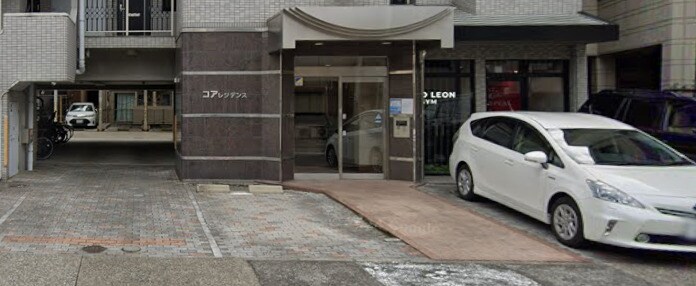 コアレジデンスの物件外観写真