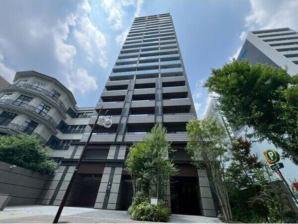 伏見駅 徒歩4分の物件外観写真