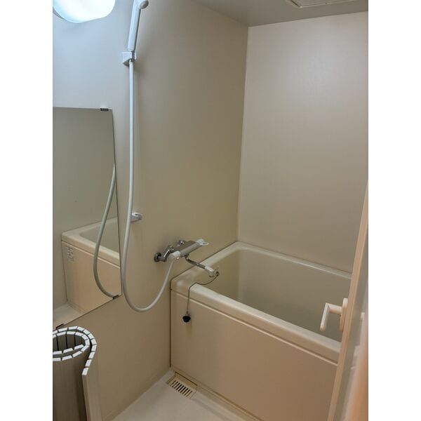 グランシャリオ長谷の物件内観写真