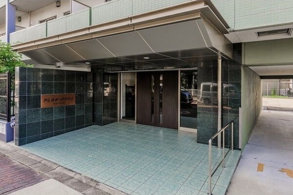 プランドールナカムラの物件外観写真