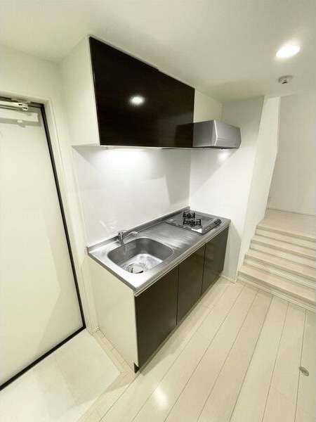 神宮前駅 徒歩12分 1階の物件内観写真