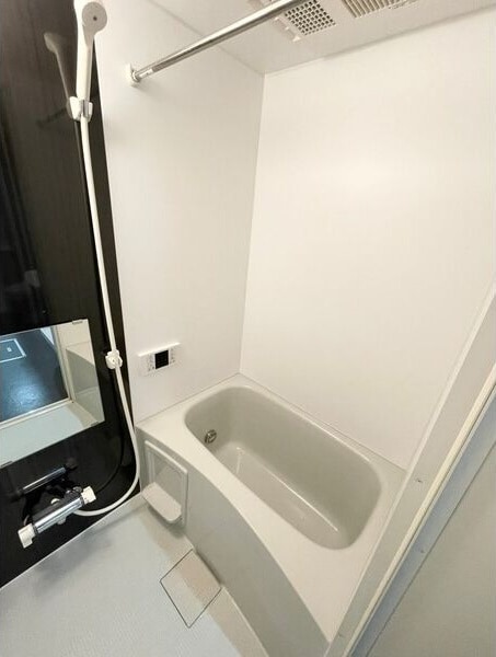 神宮前駅 徒歩12分 1階の物件内観写真