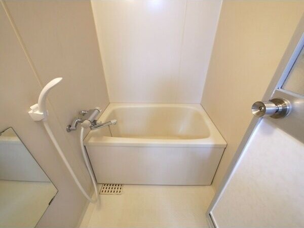 ジュネス21の物件内観写真