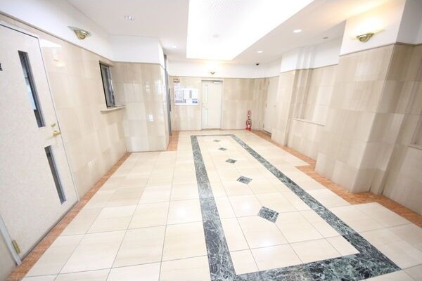 La　Douceur新栄の物件外観写真