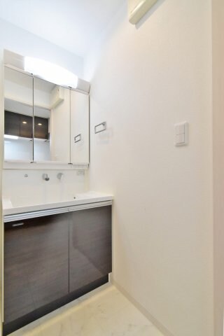 セレニティー名駅の物件内観写真