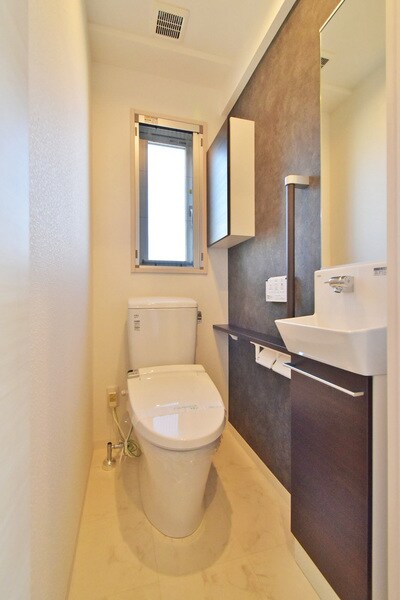 セレニティー名駅の物件内観写真