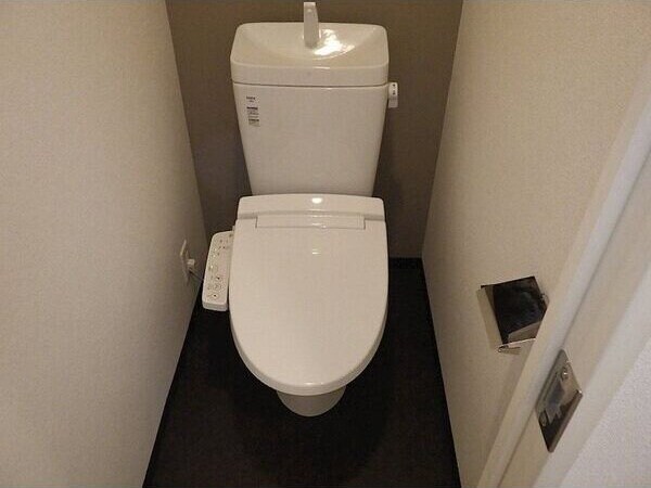 アドバンス名古屋モクシーの物件内観写真