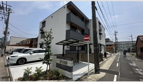 セレスティア京田の物件外観写真