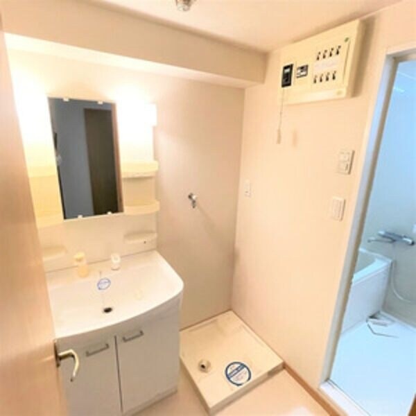 スリーウェイ金山の物件内観写真