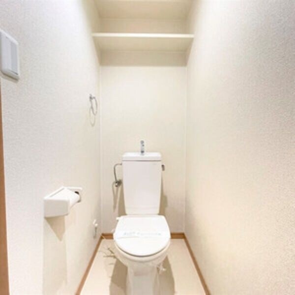 スリーウェイ金山の物件内観写真