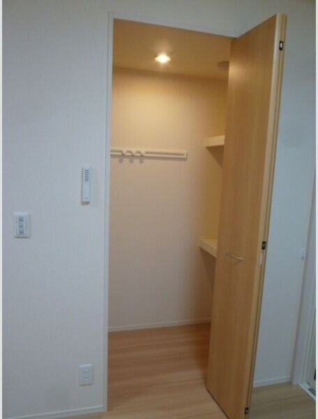 金山アイサンメゾンの物件内観写真