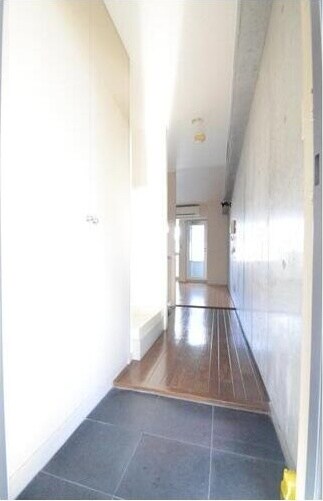 ノーサレンダーの物件内観写真