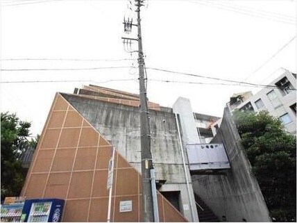 ノーサレンダーの物件外観写真