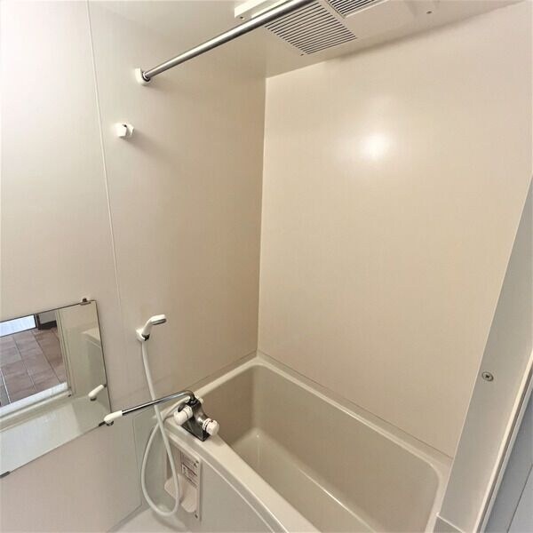 ブルームライフ新栄の物件内観写真