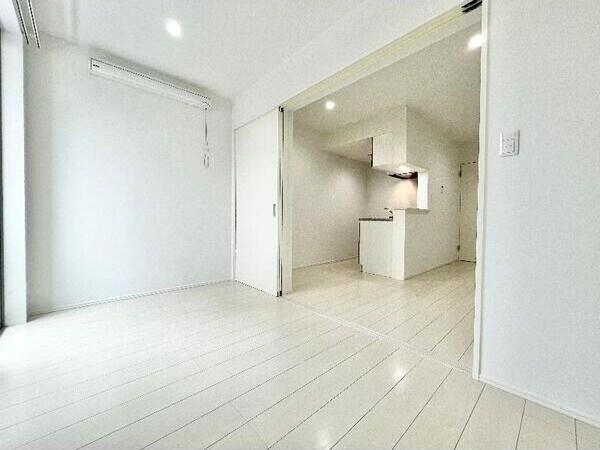 尾頭橋駅 徒歩8分 1階の物件内観写真