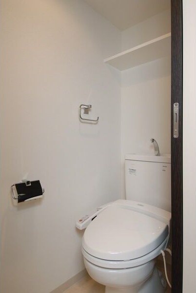 矢場町駅 徒歩6分 2階の物件内観写真