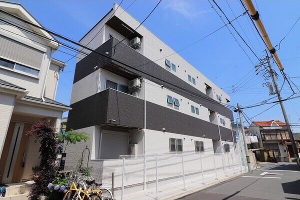 シンフォニア八田の物件外観写真