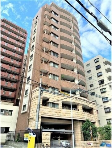 プレサンス泉セレグレードの物件外観写真