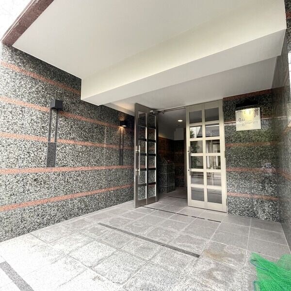 Add  Wistaria 1の物件外観写真