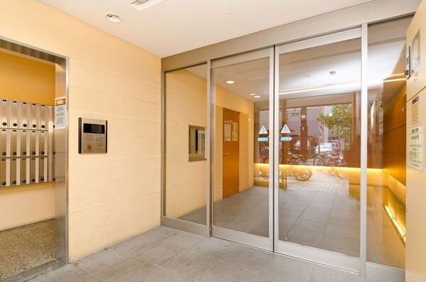 矢場町駅 徒歩6分 9階の物件外観写真