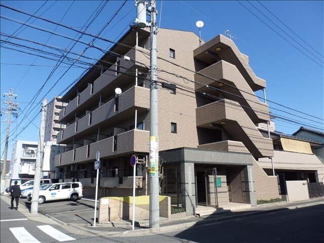 レージュ松原の物件外観写真