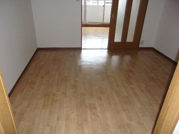 栄駅 徒歩13分 9階の物件内観写真