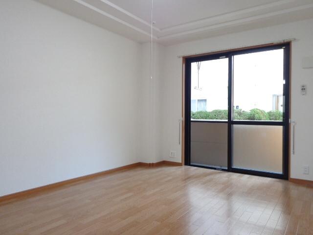 ルーエンハイム切戸の物件内観写真