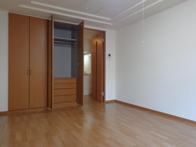 ルーエンハイム切戸の物件内観写真