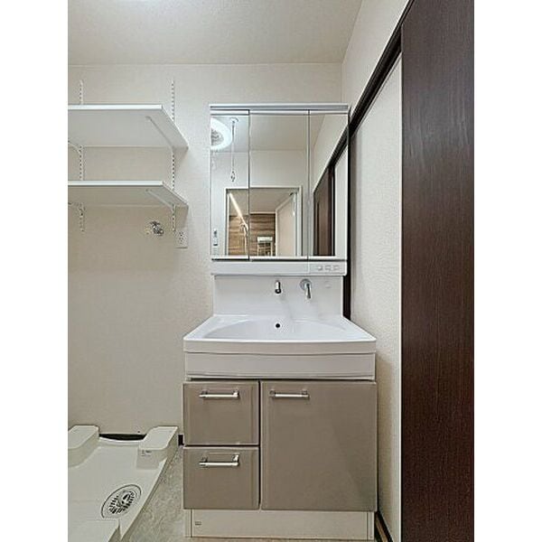 本郷駅 徒歩13分 1階の物件内観写真