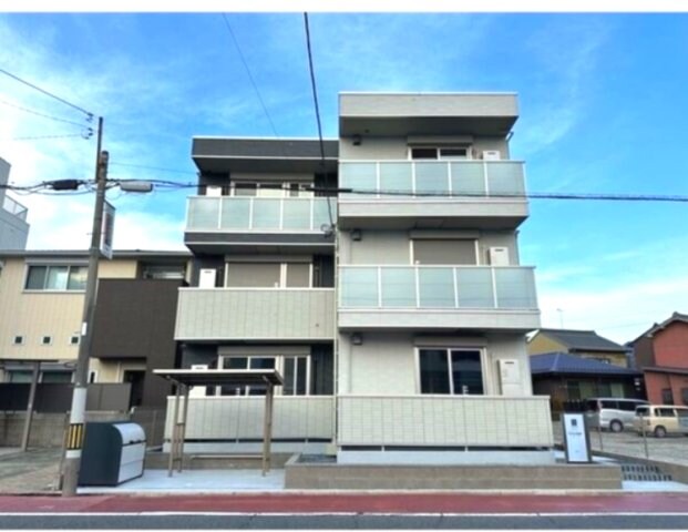 クラージュの物件外観写真