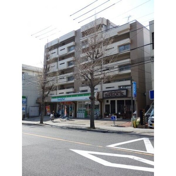 フロント上社の物件外観写真