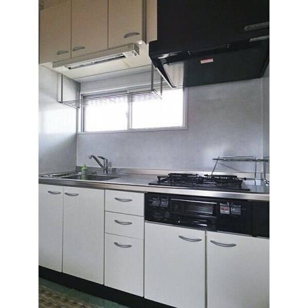 フロント上社の物件内観写真