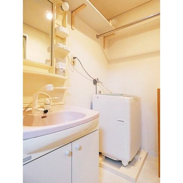 フロント上社の物件内観写真