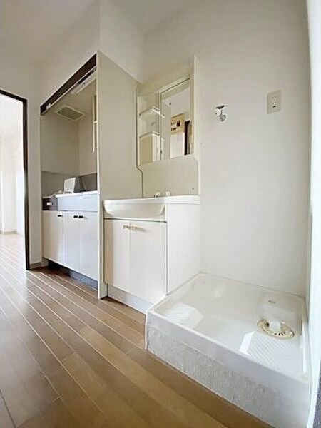 亀島駅 徒歩8分 3階の物件内観写真