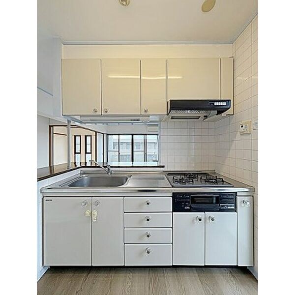 セントラル上社の物件内観写真