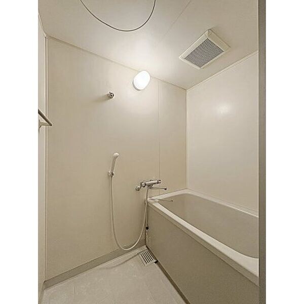 セントラル上社の物件内観写真