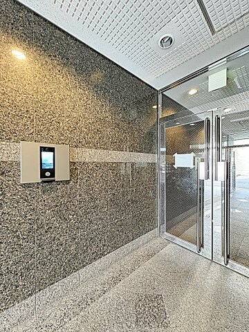 本郷ビルISAの物件外観写真