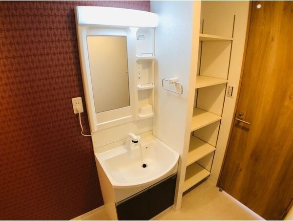 荒子駅 徒歩13分 1階の物件内観写真