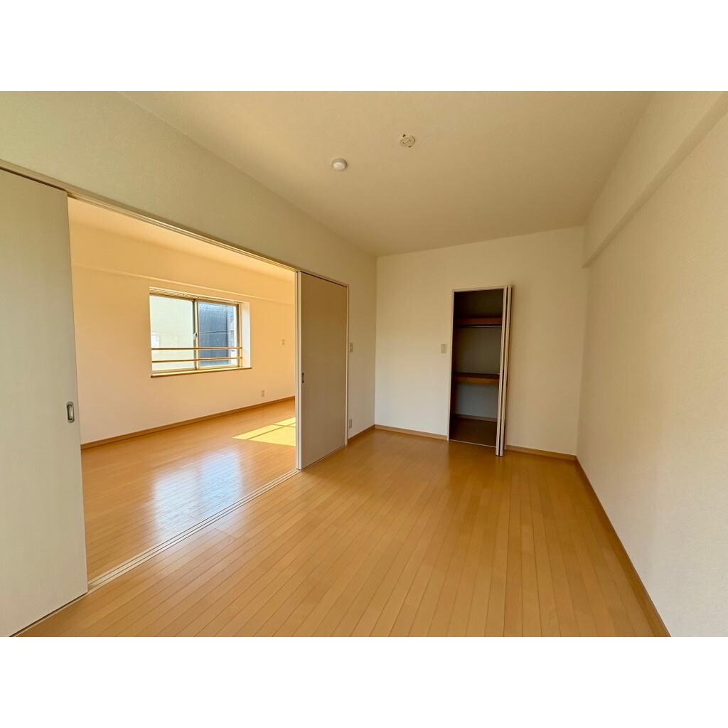 洲山サンヒルズの物件内観写真