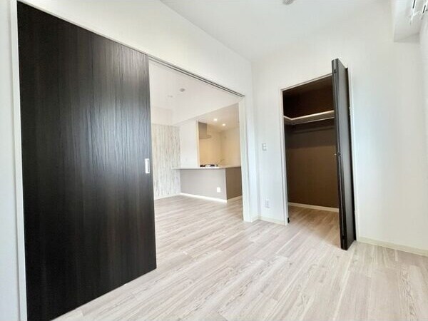 GRANDUKE代官町reversoの物件内観写真