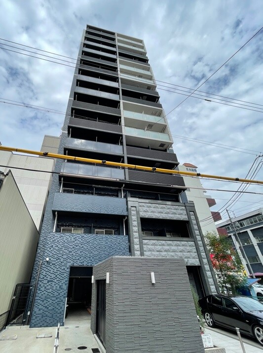 プレサンス栄フェルの物件外観写真