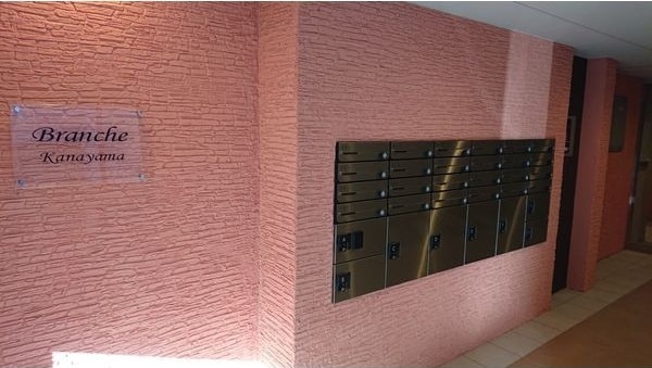 Branche金山の物件外観写真