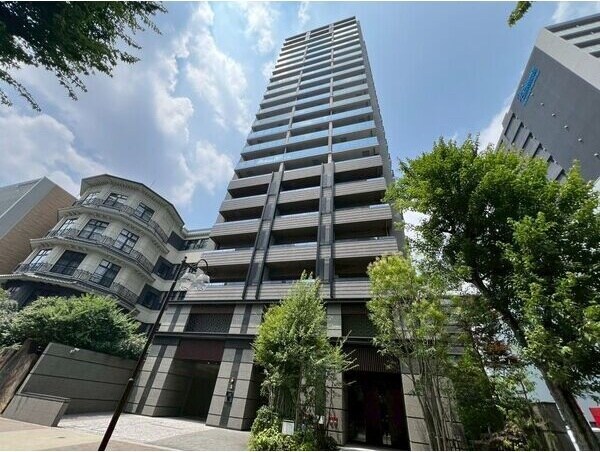 プラウドタワー名古屋伏見の物件外観写真