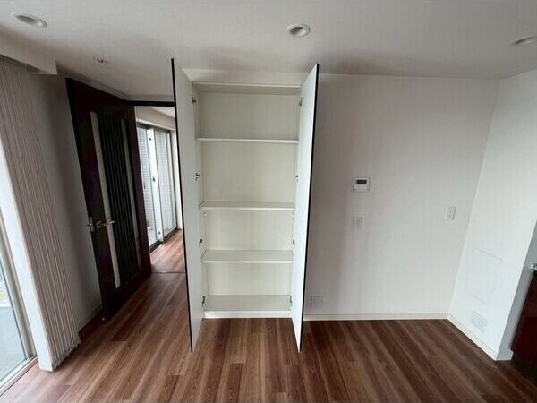 プラウドタワー名古屋伏見の物件内観写真