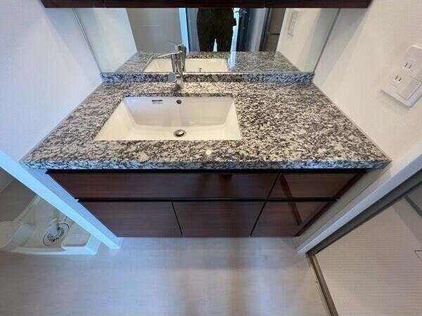 プラウドタワー名古屋伏見の物件内観写真